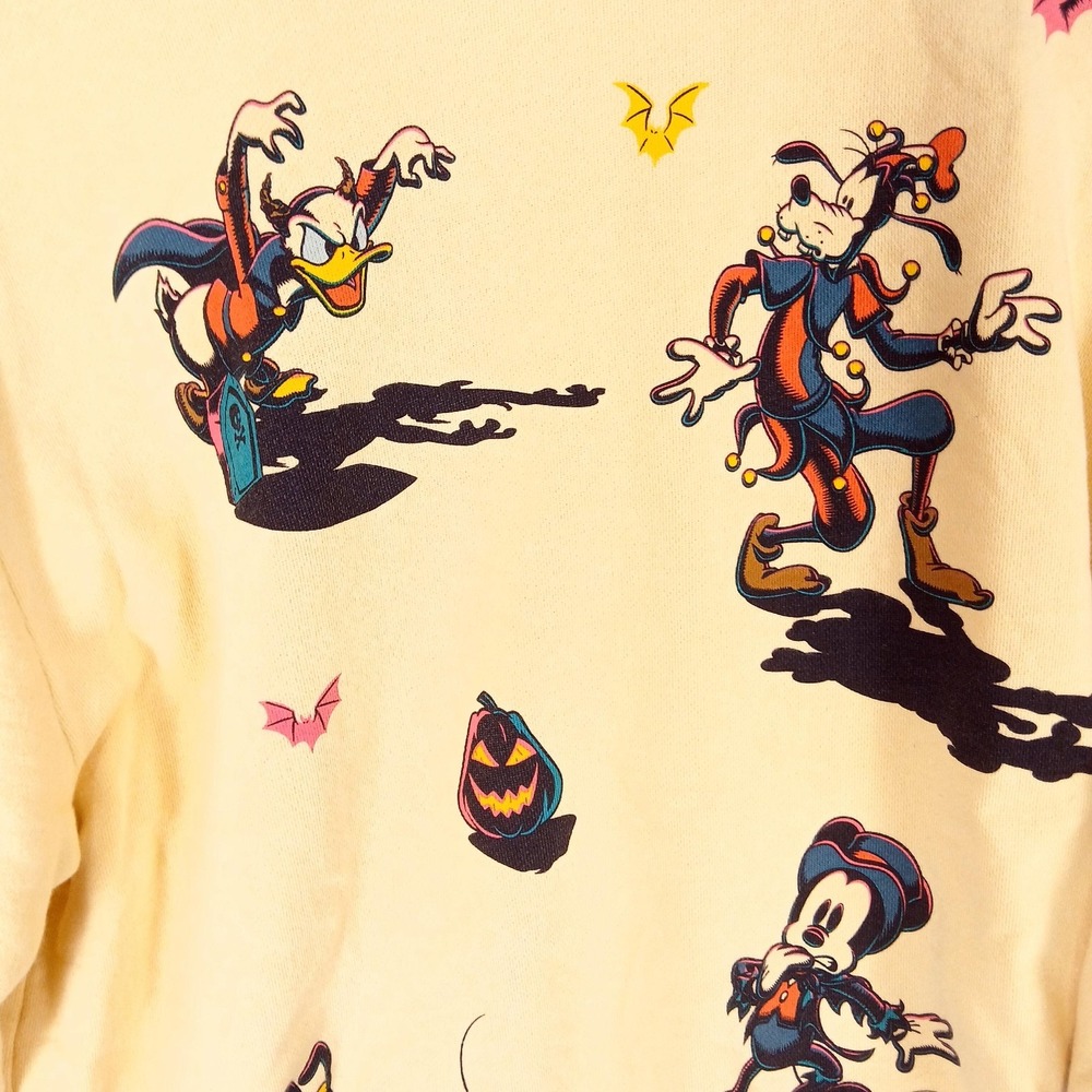 Disney Sweatshirt Mens Large Yellow Halloween Mickey Goofy Donald Pluto - Picture 6 of 10